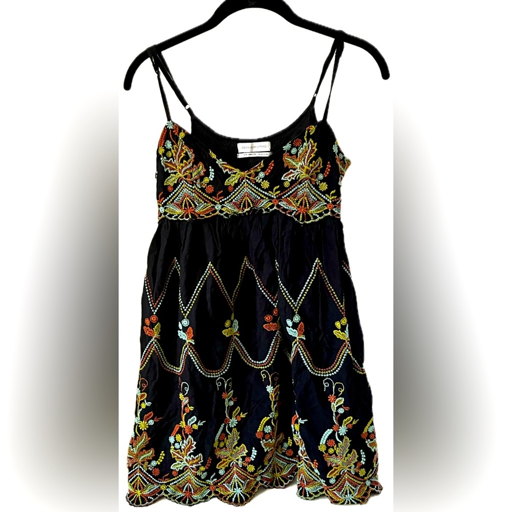 URBAN OUTFITTERS Black Jamie Babydoll DRESS Women’s SMALL RN66170